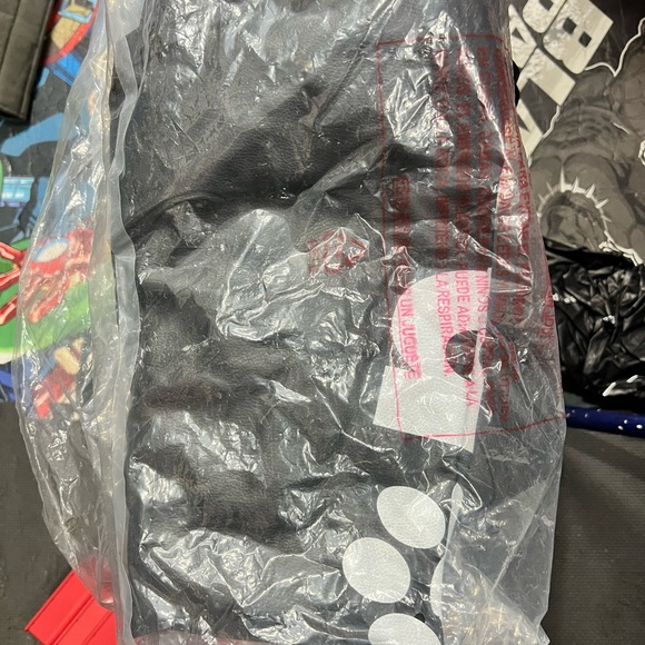 Jeep Black Tire Cover with Paw Prints - Picture 3 of 3